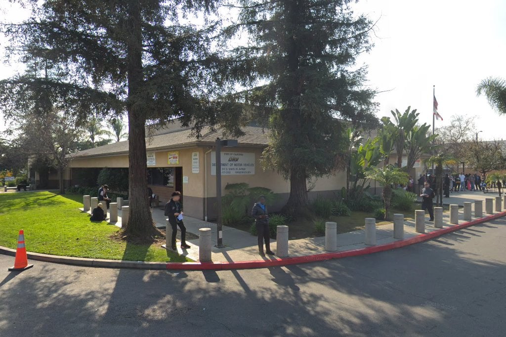 Compton DMV Office in Compton, CA