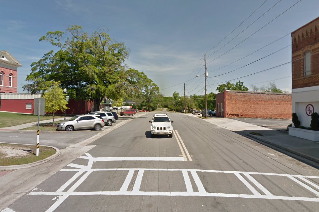 Registration & Title Office in Wrightsville, GA