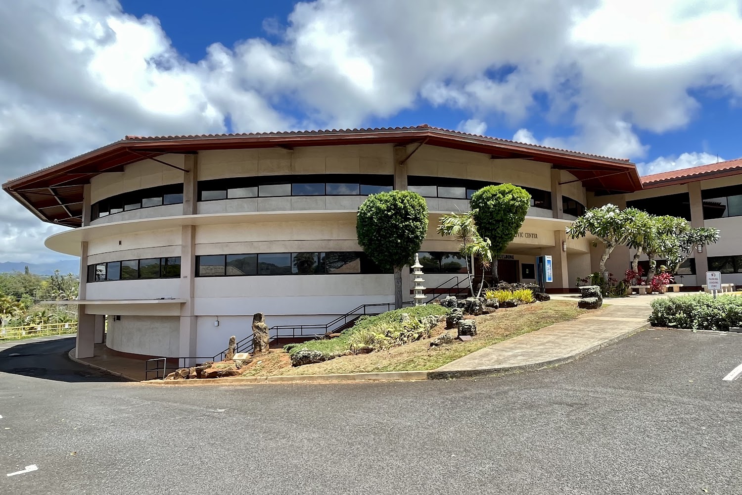 Kauai Vehicle Registration Office in Lihue, HI