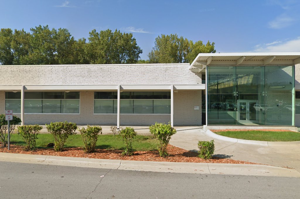 Des Moines License Office (DRIVER LICENSE RENEWAL & REPLACEMENT ONLY) in Des Moines, IA