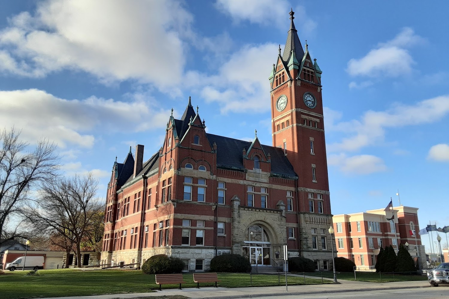 County Treasurer's Office in Manchester, IA