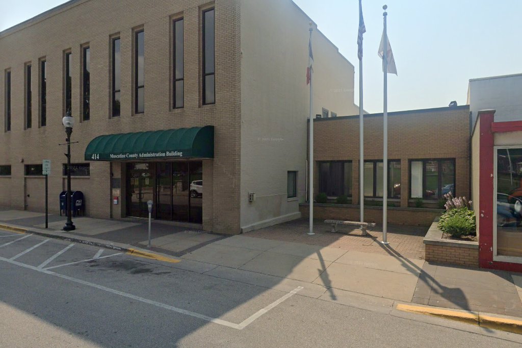 Muscatine County Vehicle Registration Office in Muscatine, IA