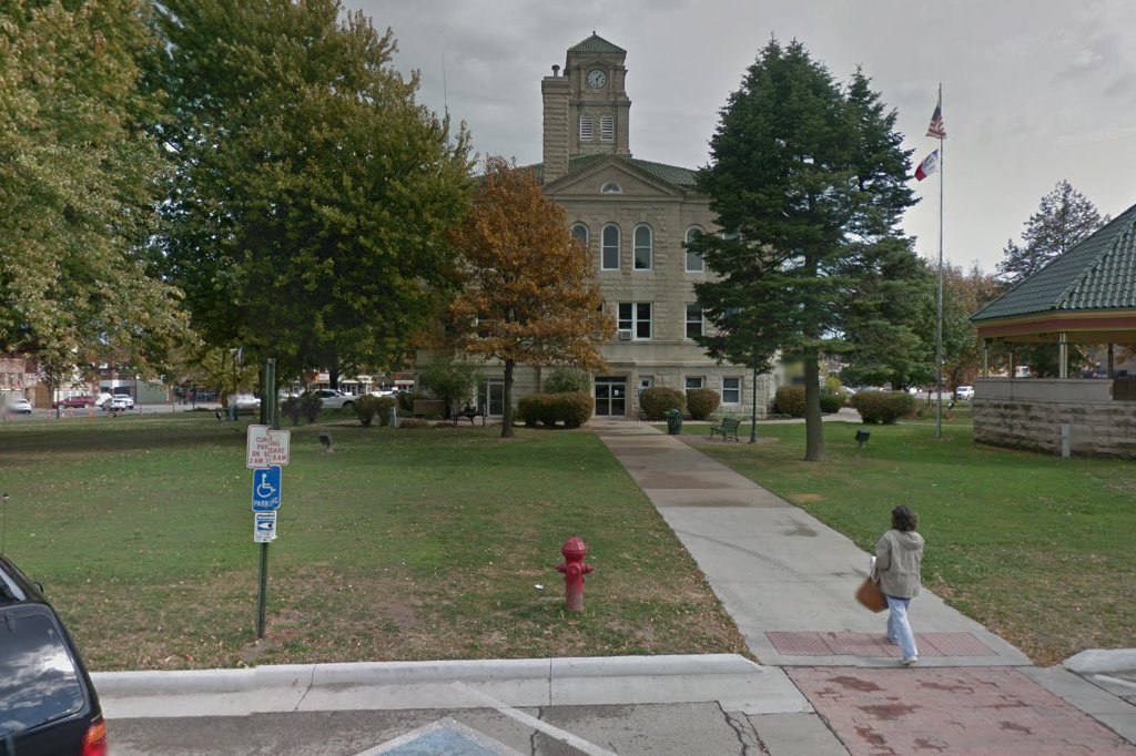 Appanoose County Driver License & Vehicle Registration in Centerville, IA