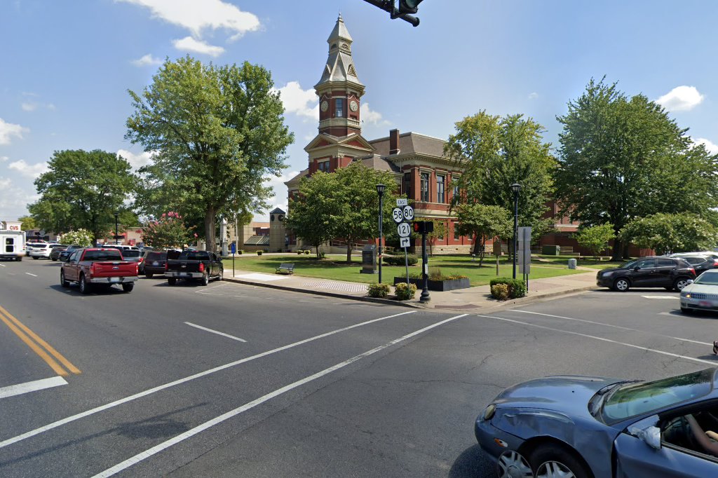 Circuit Court Clerk's Office in Mayfield, KY