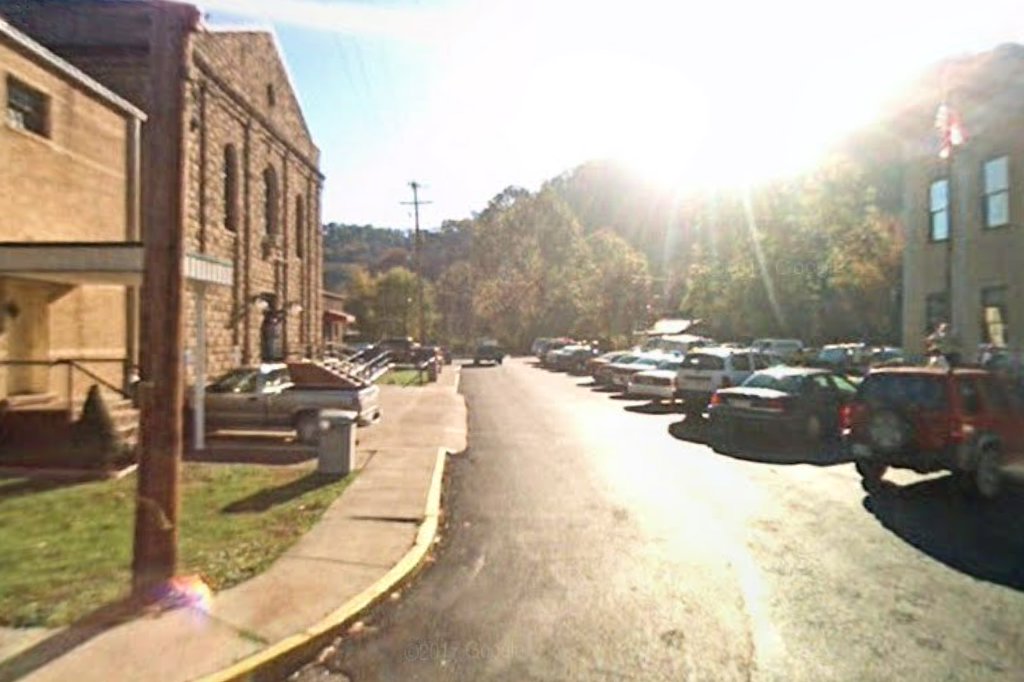 County Clerk's Office (Registration & Title) in Inez, KY