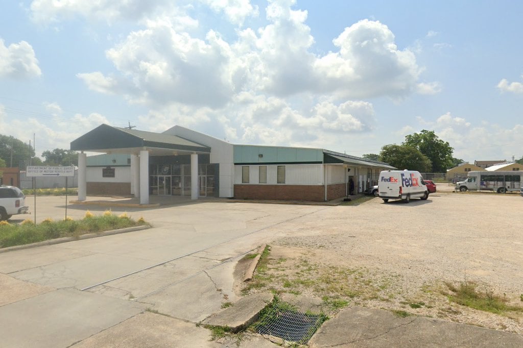 Office of Motor Vehicles in Jennings, LA