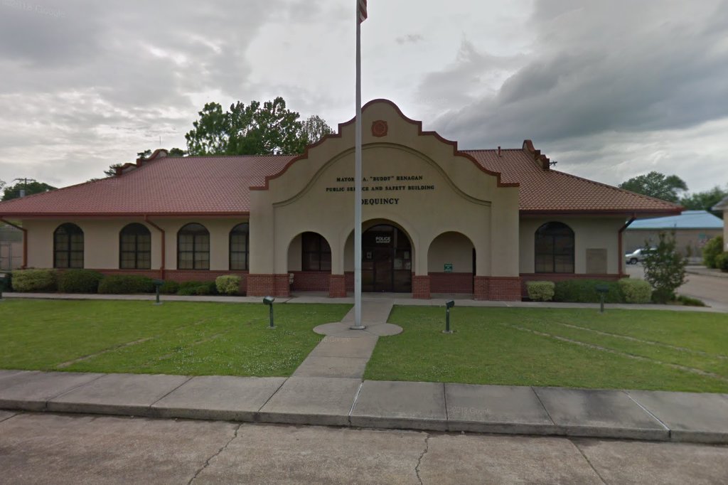Office of Motor Vehicles (TEMPORARILY CLOSED) in DeQuincy, LA