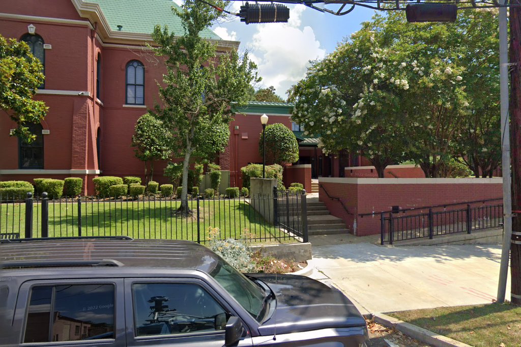 Tate County Tax Collector (Vehicle Registration & Title) in Senatobia, MS