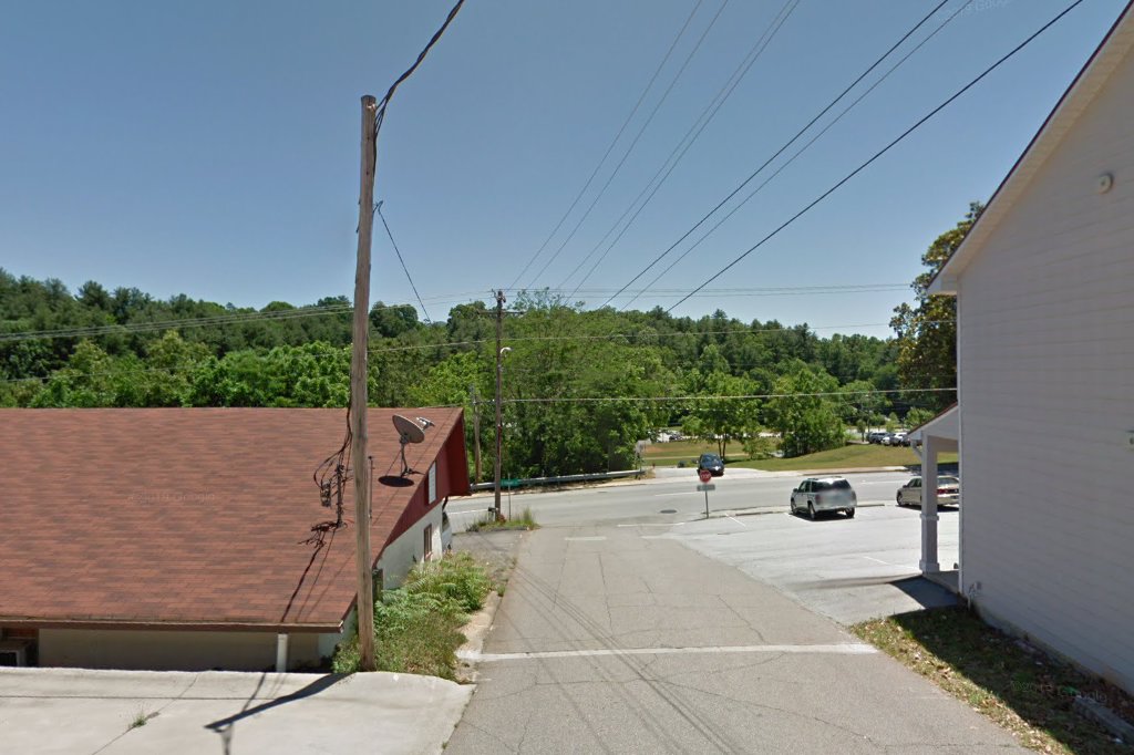 DMV Driver's License Office (CLOSED UNTIL FUTHER NOTICE DUE TO VIRUS) in Franklin, NC
