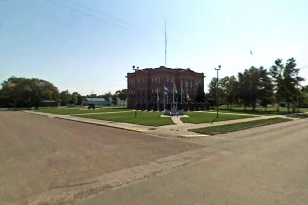County Treasurer's Office (REGISTRATION & TITLE) in Gettysburg, SD