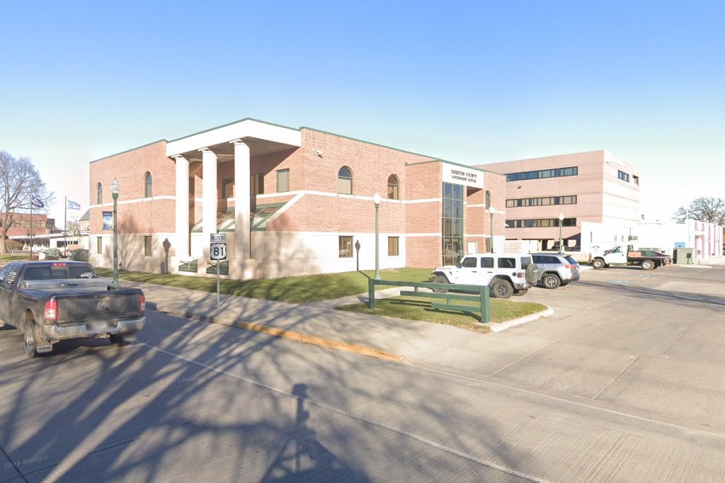 County Treasuer's Office (Registration & Title) in Yankton, SD
