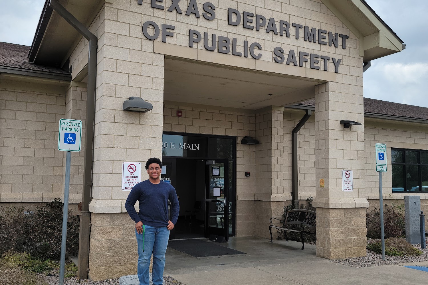 Waxahachie Driver License Office in Waxahachie, TX
