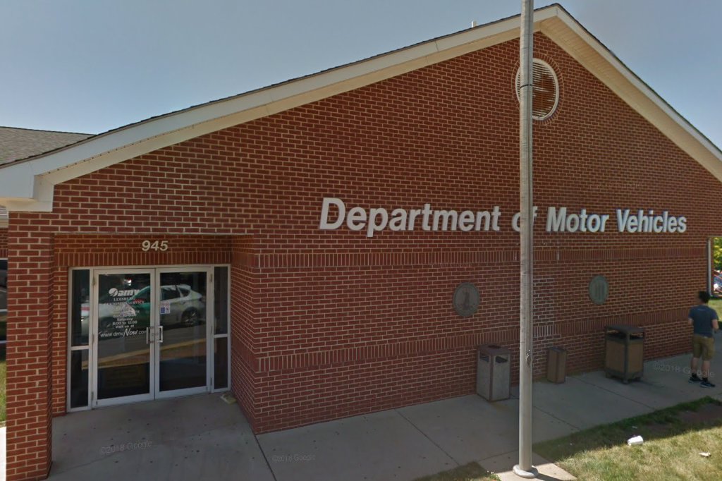 DMV Customer Service Center in Leesburg, VA