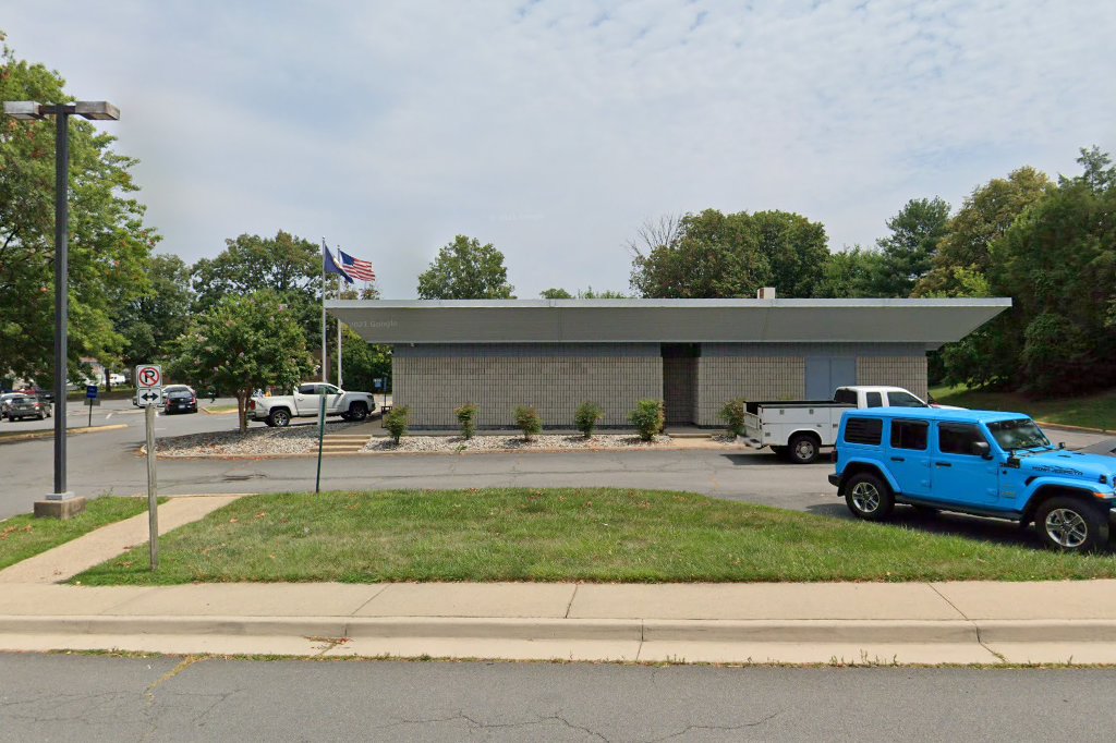 DMV Customer Service Center in Sterling, VA