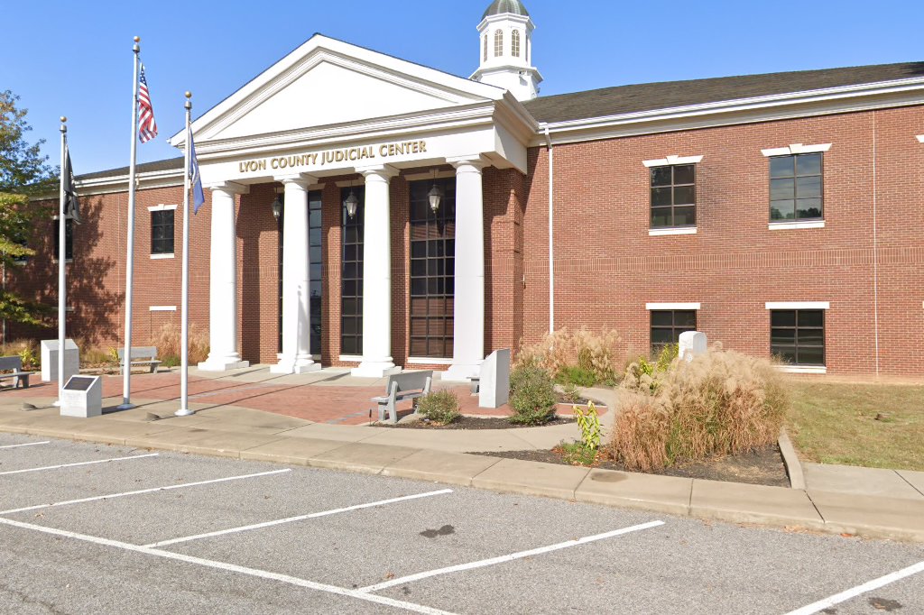 Circuit Court Clerk's Office in Eddyville, KY